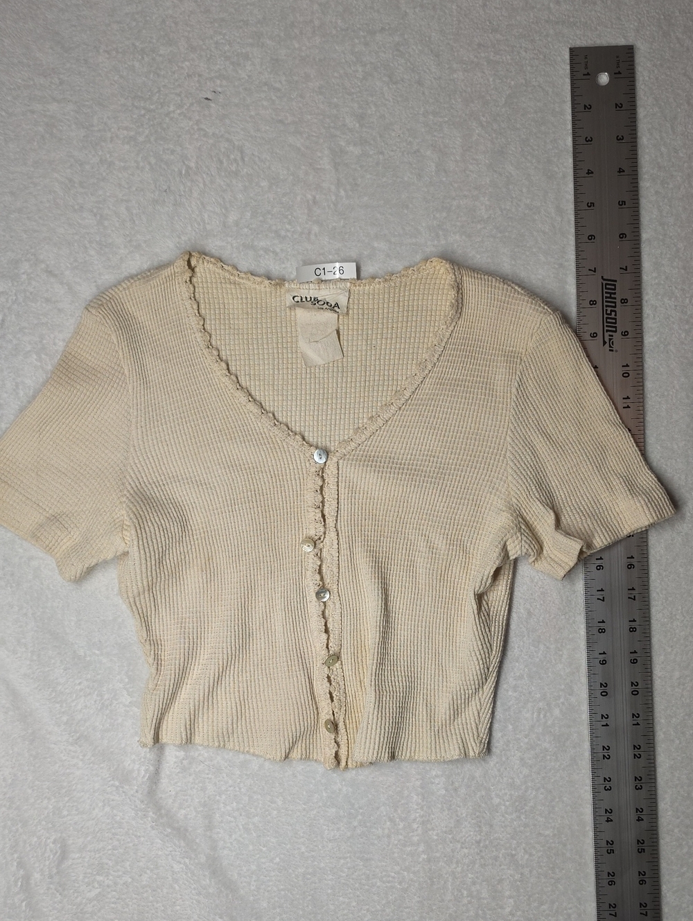 Club Monaco Cream Scalloped-Trim Ribbed Button Crop Top